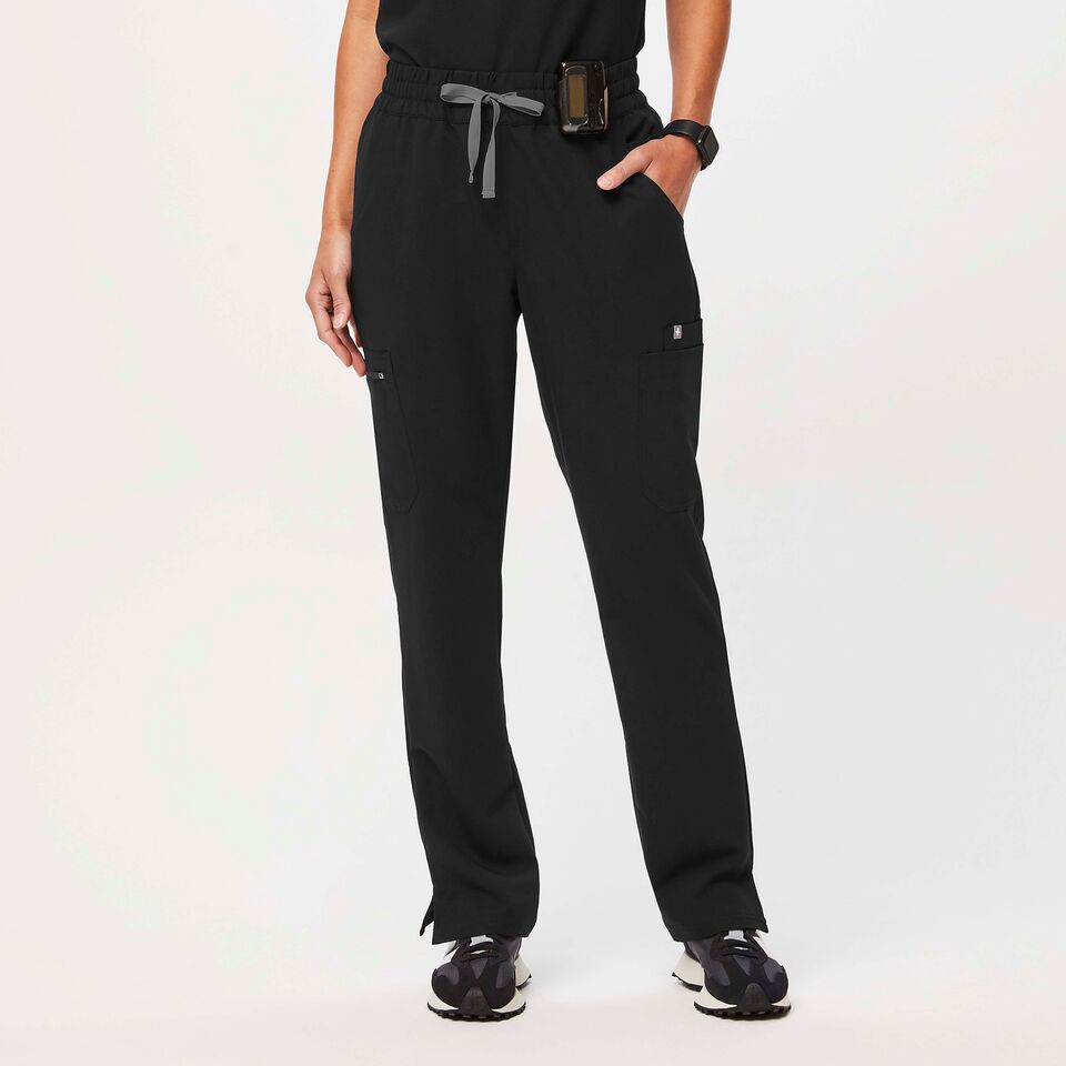 Women's High Waisted Dowa Scrub Pants - Black · FIGS