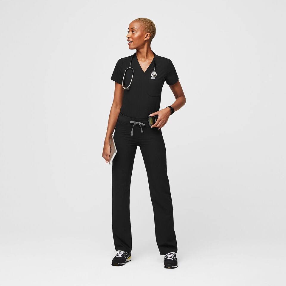 Women's Livingston Basic Scrub Pants - Black · FIGS