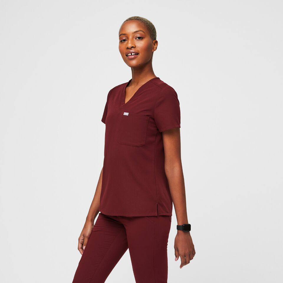 Women's Catarina One-Pocket Scrub Top - Burgundy · FIGS