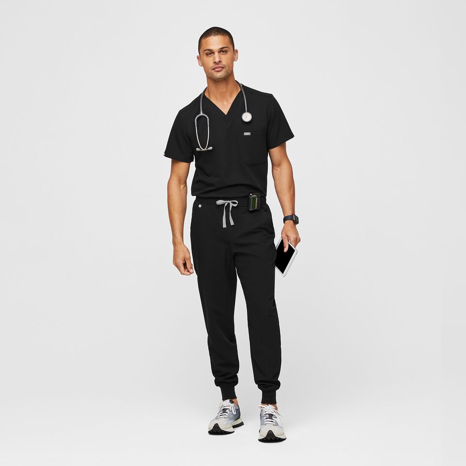 https://creative.wearfigs.com/asset/25b615f4-1440-4c9a-a387-a3a5a484066e/SQUARE/Mens-Tansen-Scrub-Pant-black-M-2-jpg
