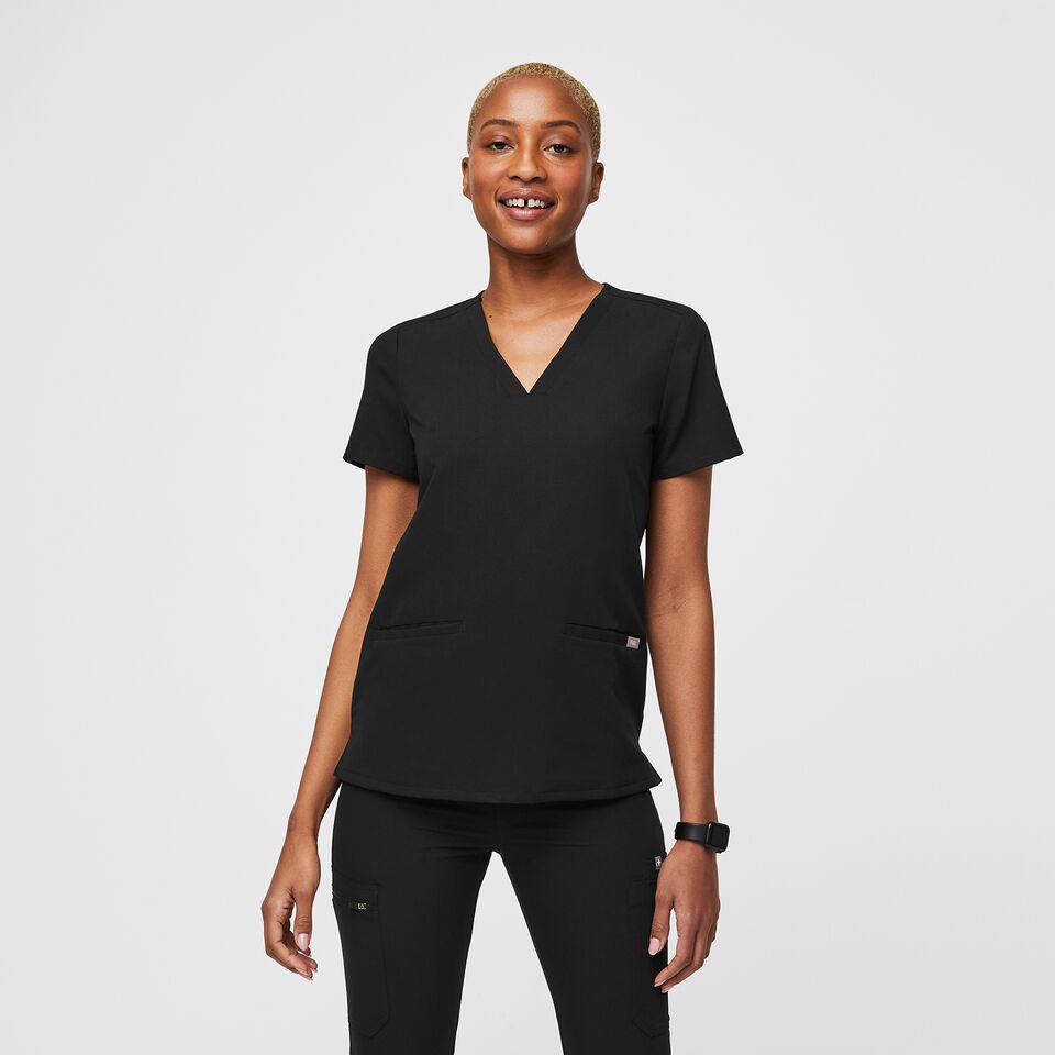 Women's Casma Three-Pocket Scrub Top™ - Black · FIGS