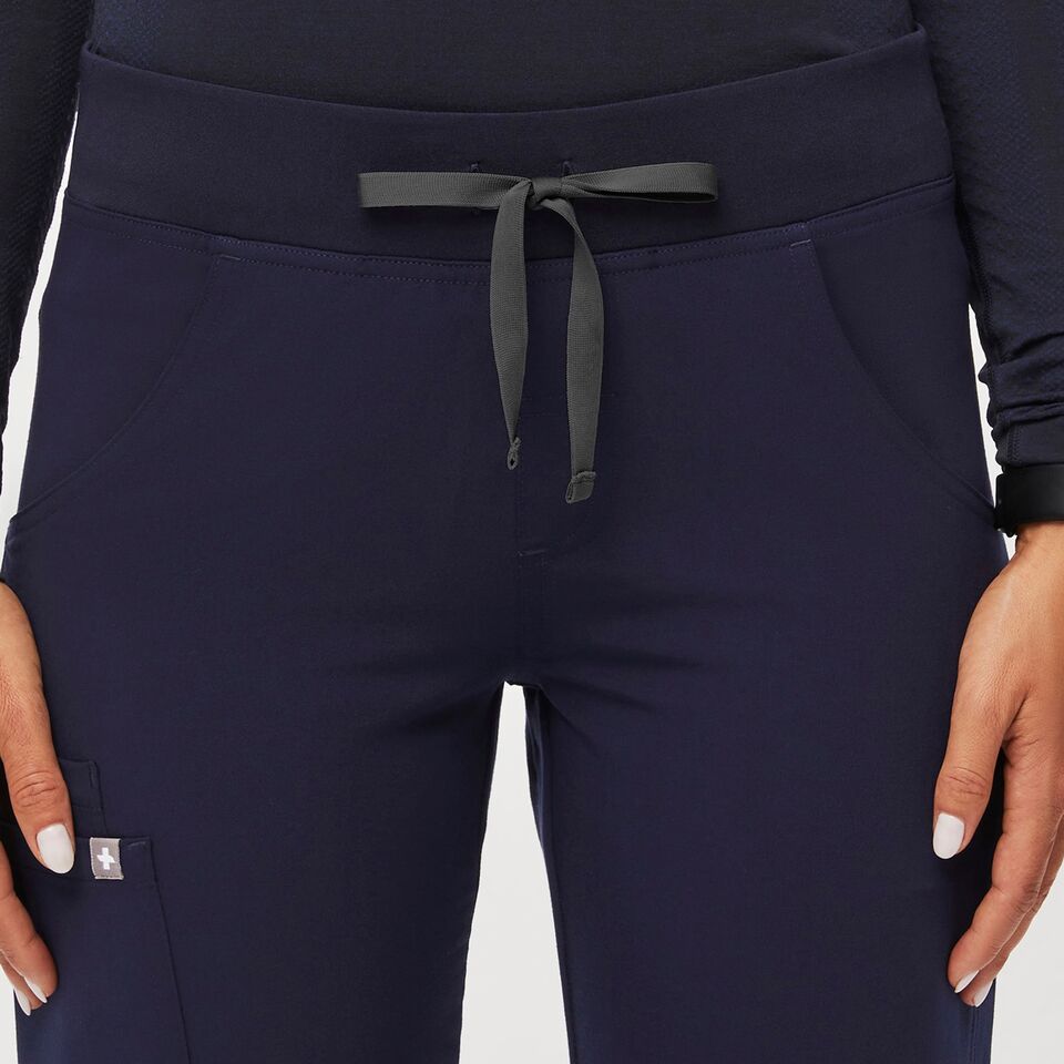 Women's Kade Cargo Scrub Pants™ Navy · FIGS