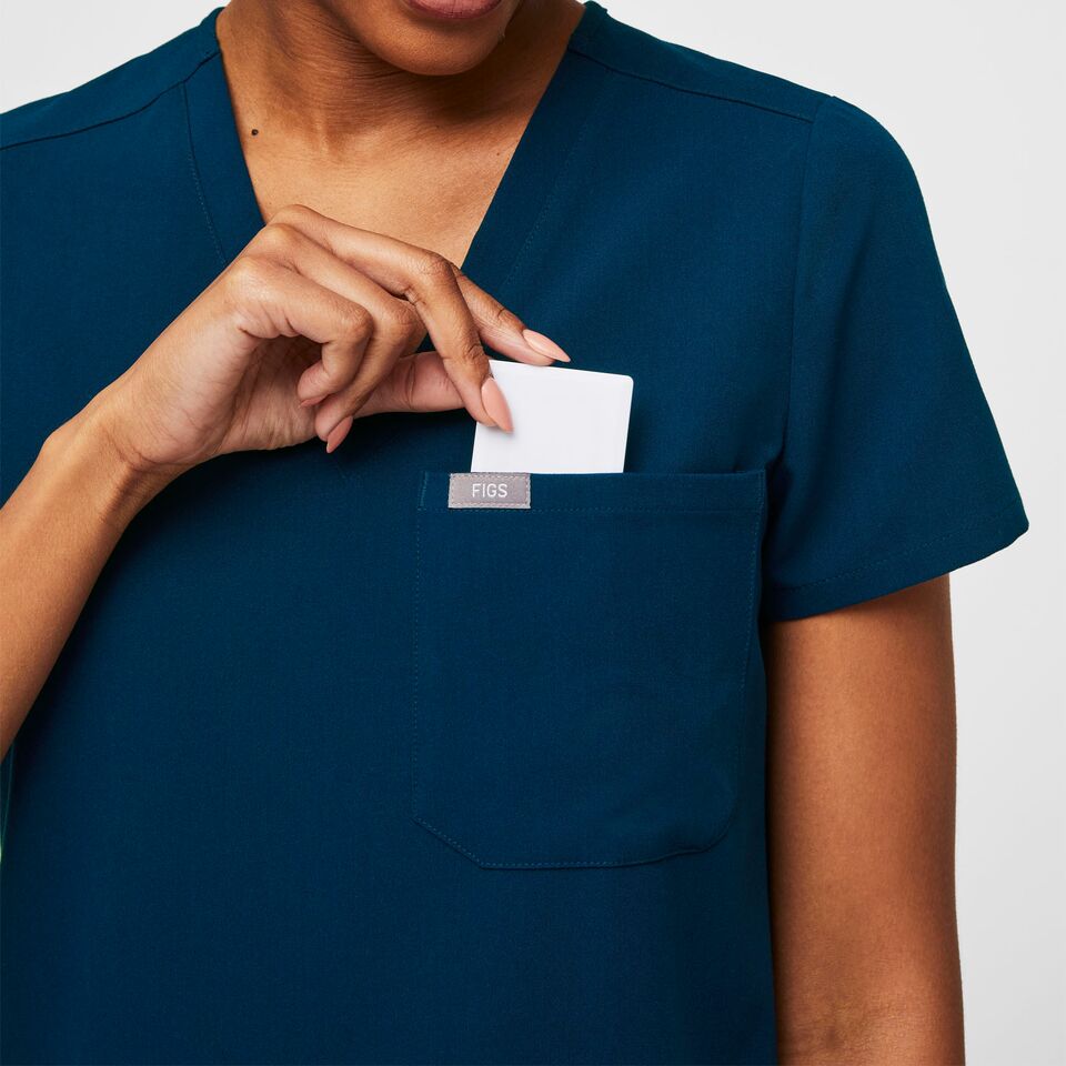 Women’s Catarina OnePocket Scrub Top™ Deep Reef · FIGS