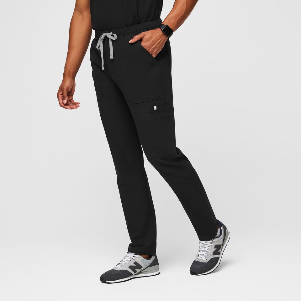 Men's Cairo Cargo Scrub Pants™ - Black · FIGS