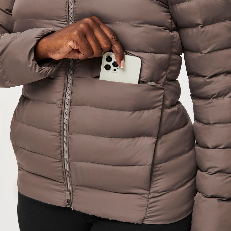 Women’s OnShift Packable Puffer Jacket™ Cacao · FIGS