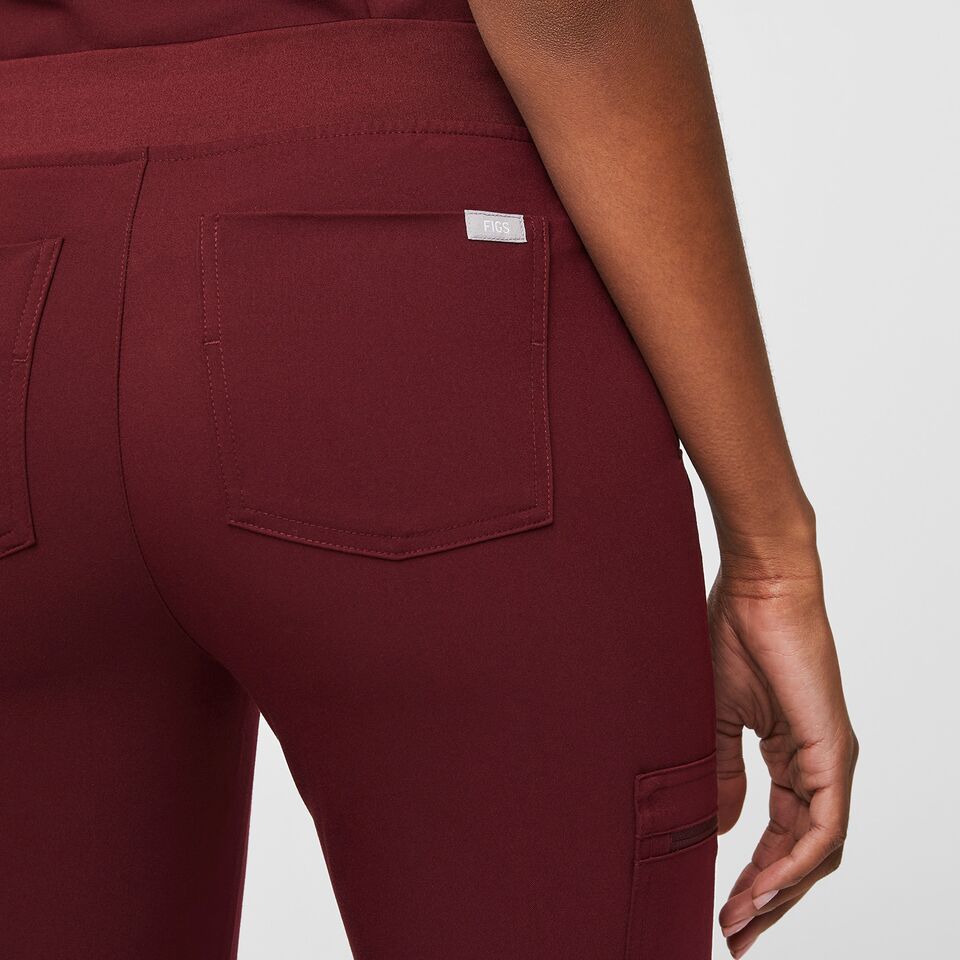 Women's Zamora Jogger Scrub Pants™ Burgundy · FIGS