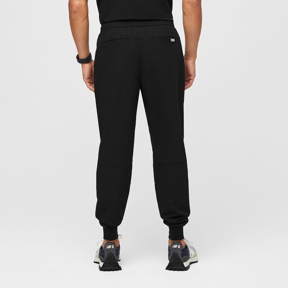 https://creative.wearfigs.com/asset/b97589be-1070-4ac5-8036-86152f028927/SQUARE/Mens-Tansen-Scrub-Pant-black-M-4-jpg