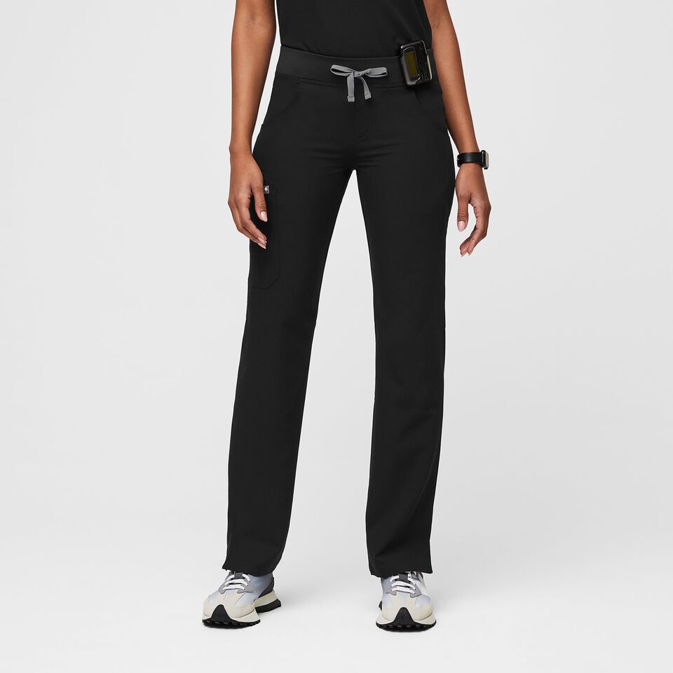 Women's Kade Cargo Scrub Pants - Black · FIGS