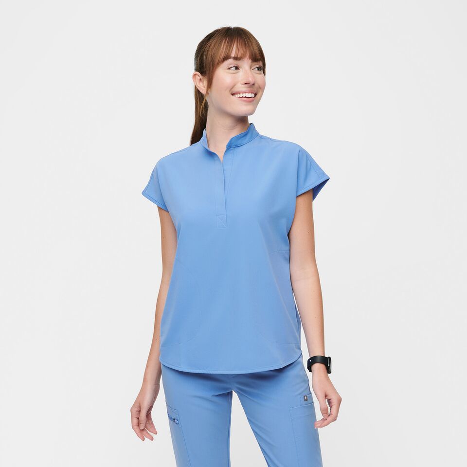 Women's Rafaela Oversized Scrub Top™ - Ceil Blue · FIGS