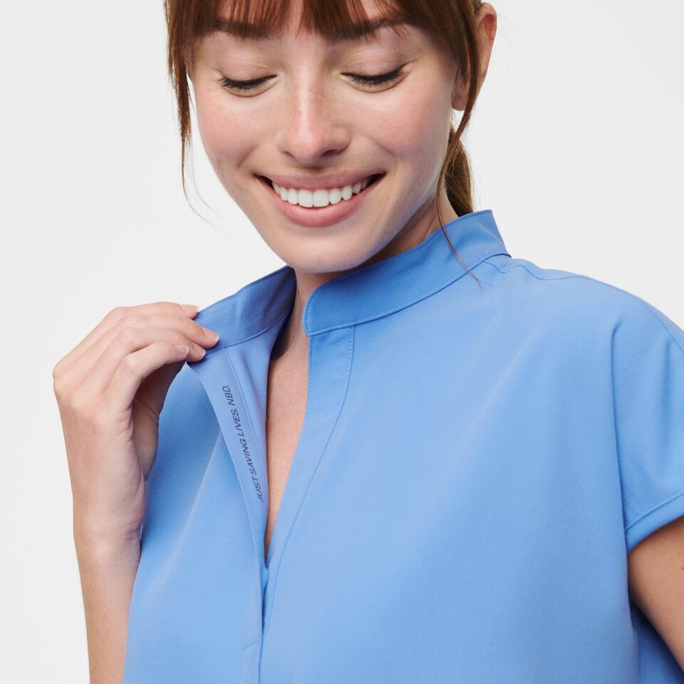 Women's Rafaela Oversized Scrub Top™ - Ceil Blue · FIGS