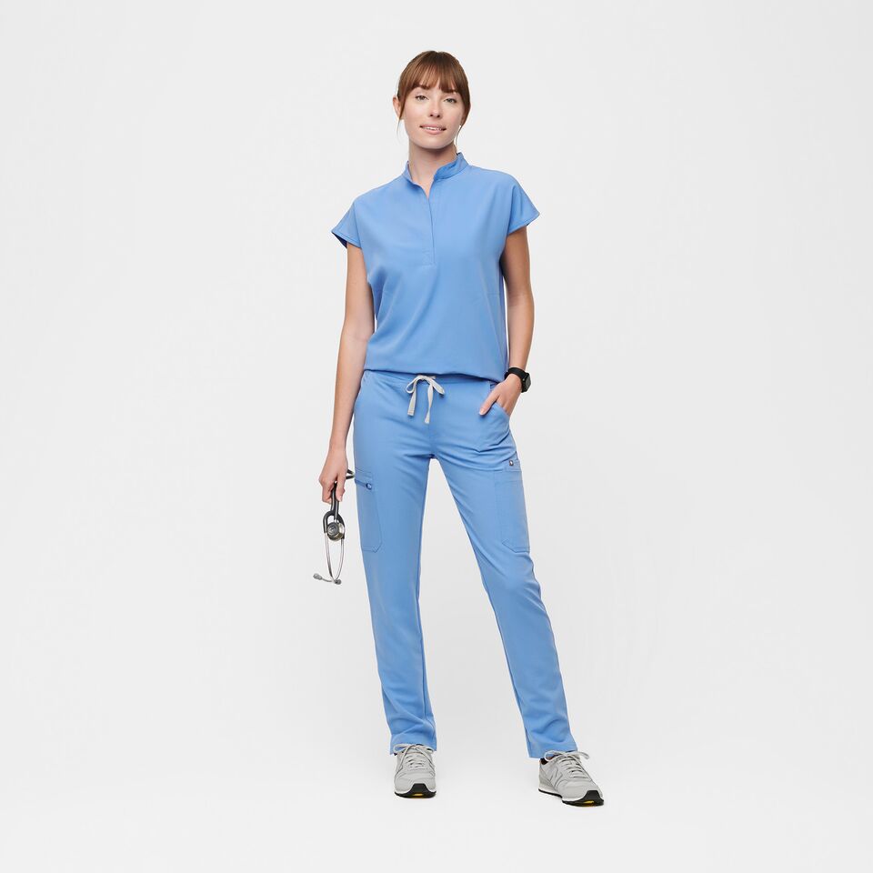 Women's Rafaela Oversized Scrub Top™ - Ceil Blue · FIGS