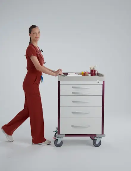 Portez nos hauts et nos pantalons les plus vendus avec 20 % de RÉDUCTION — en NOUVEAU Sienna, Gris portuaire et Bleu horizon.