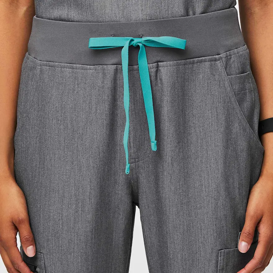 Women’s High Waisted Yola Skinny Scrub Pants™ - Graphite · FIGS