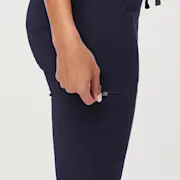 https://images.ctfassets.net/5j6wpslh72e4/2wcfffuzvuWqZNRs8Xyv7x/6fe45477d017604936c06ea1963a4019/Q1_2023_02_NAVY_ZAMORA_W_NATALIE_33697.jpg.jpg
