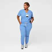 https://images.ctfassets.net/5j6wpslh72e4/3iBsnuOVvh9qJnLm7tBenz/b4c5b5bd47185abda90511423ef83397/XL_W_Zamora_Pant_Ceil_Blue_Core_Updated_Background_2022__2.jpg