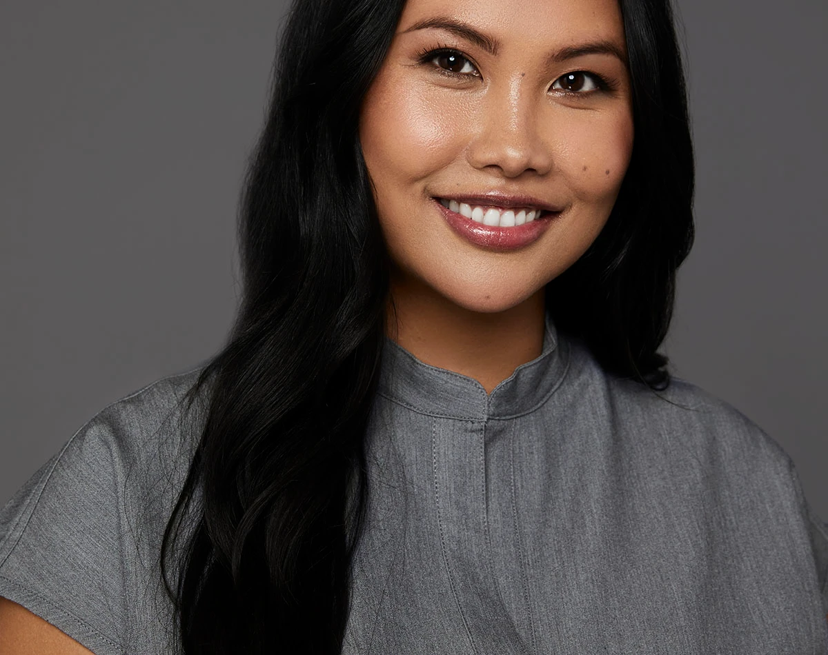 Awesome Humans 2021 Vanessa L. · FIGS