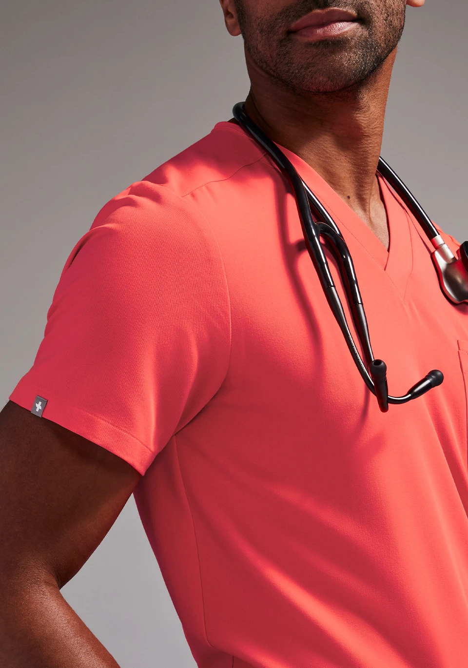 Men's Leon™ ThreePocket Scrub Top Royal Blue · FIGS