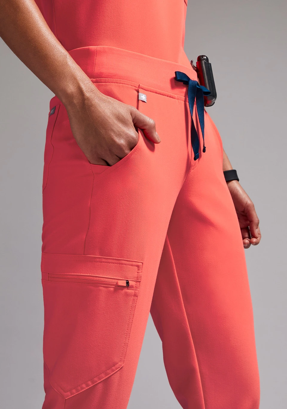 FIGS Zamora Jogger Style Scrub Pants for Women — Slim Fit, 6 Pockets, Yoga  Waistband, Ribbed Ankle Cuffs, Anti-Wrinkle, Raspberry Sorbet, XXS Petite :  Buy Online at Best Price in KSA 