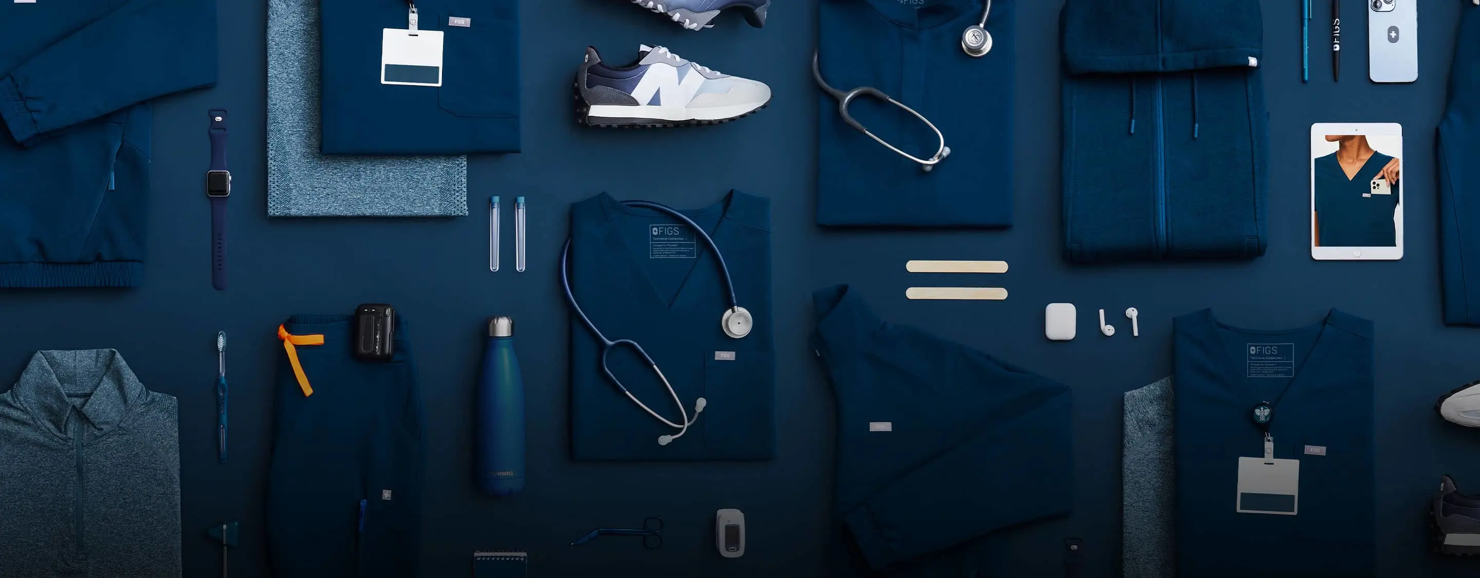 Women's Deep Reef Scrubs · FIGS