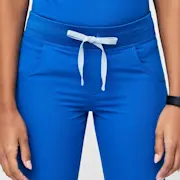 https://images.ctfassets.net/5j6wpslh72e4/5jpAexpkZvnHRYnXEFqzyj/aee9540b89da949ca30eb225865f8197/Womens-Kade-Pant-RoyalBlue-XS-3.jpg