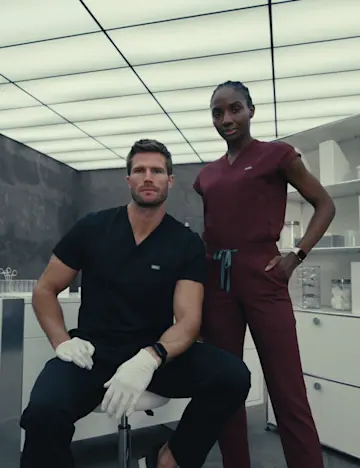 The next evolution of scrubwear is here. Meet FORMx™ — ultra sleek, ultra stretchy FIGS.