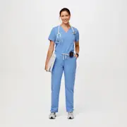 https://images.ctfassets.net/5j6wpslh72e4/6kykYmcXvz4EwLnJ5X2W3d/6603bb848e53b1d16e2eb9d9bde2399f/Q2_2022_05_CEIL-BLUE_YOLA_W_CHANEL_34074.jpg