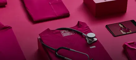 MAGENTA OSCURO