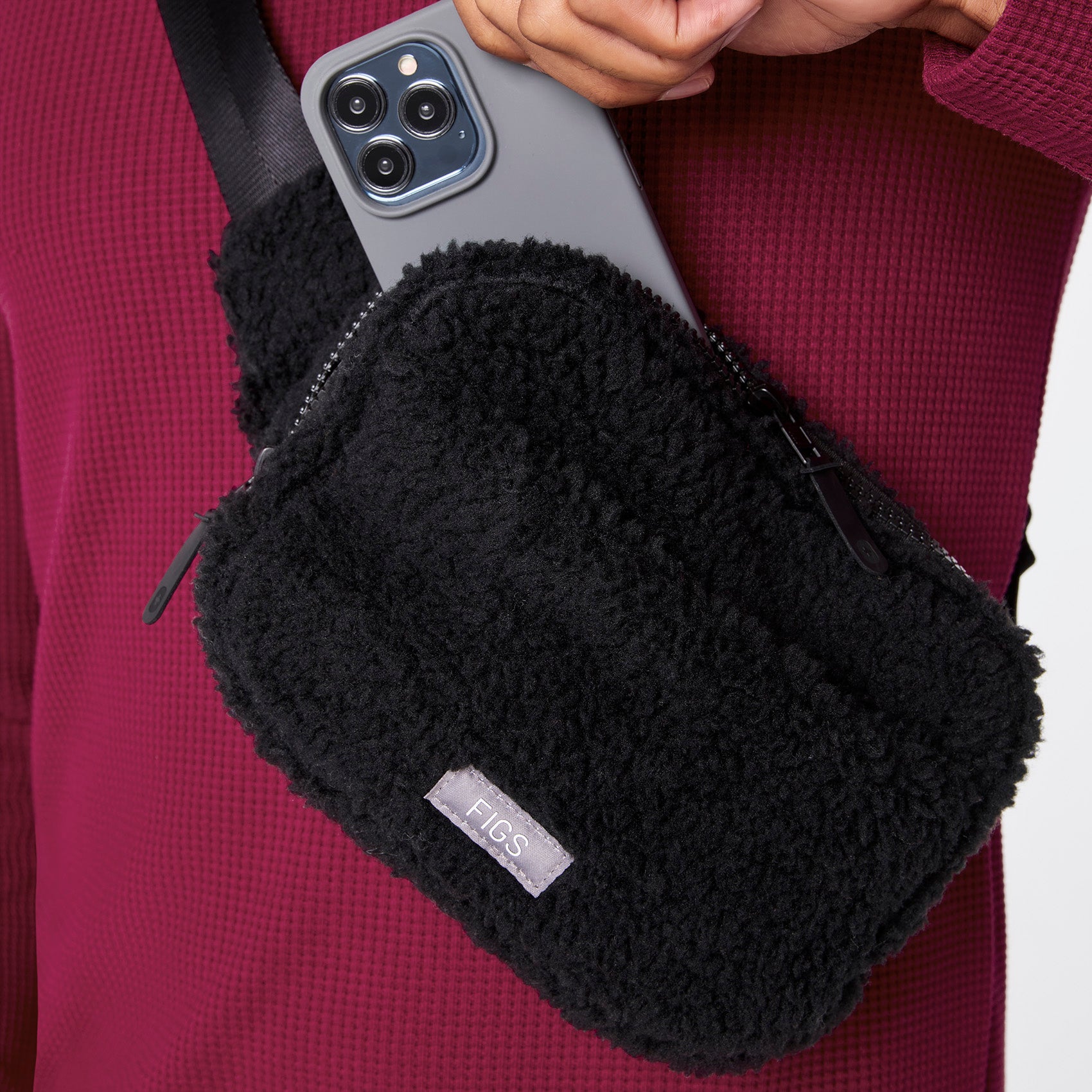 FIGS Belt Bag - Thumbnail 3