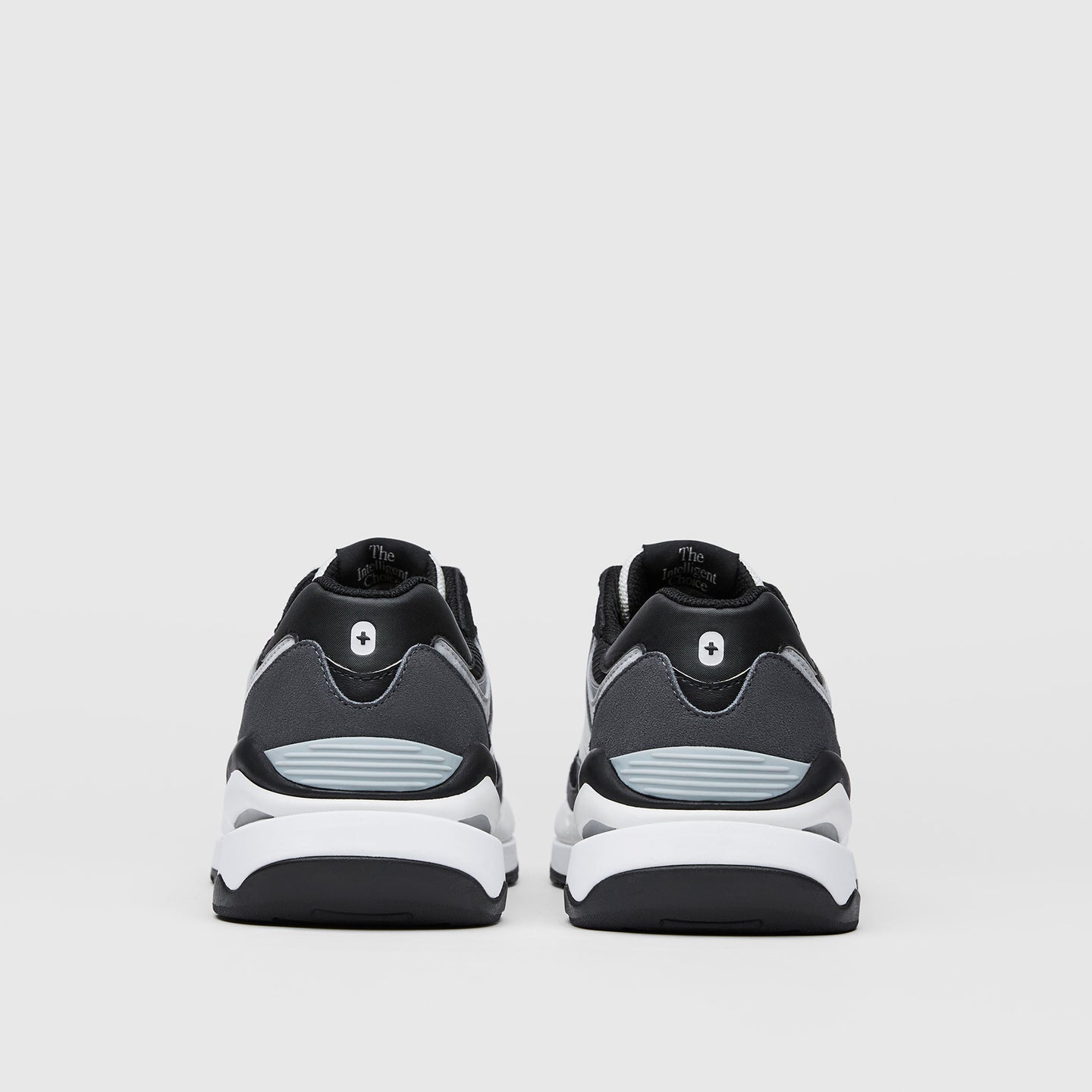 Unisex FIGS New Balance 5740 Black