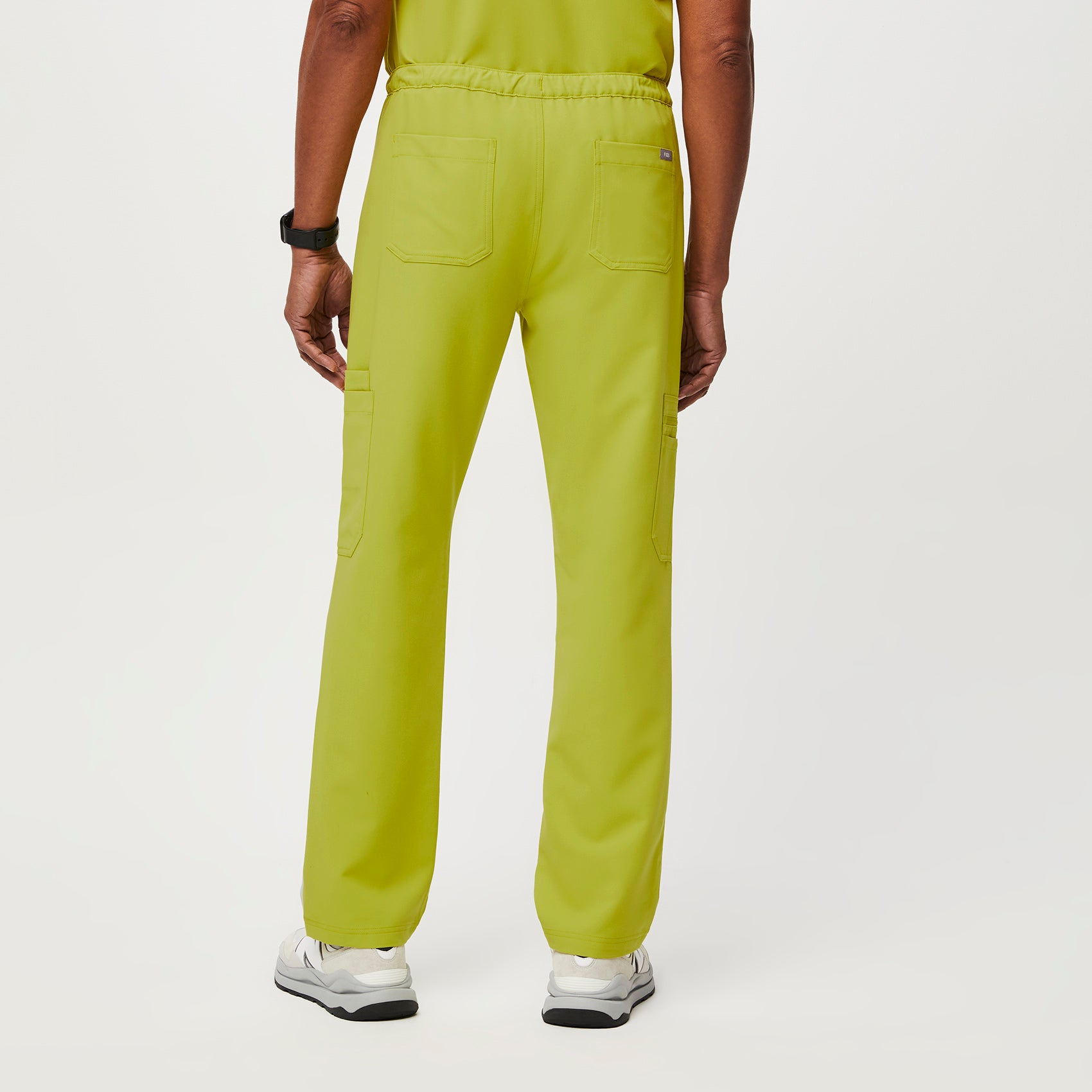 https://cdn.shopify.com/s/files/1/0139/8942/files/Q1_2023_02_LIMEADE_CAIRO_M_MOOSE_38751.jpg?v=1682441056