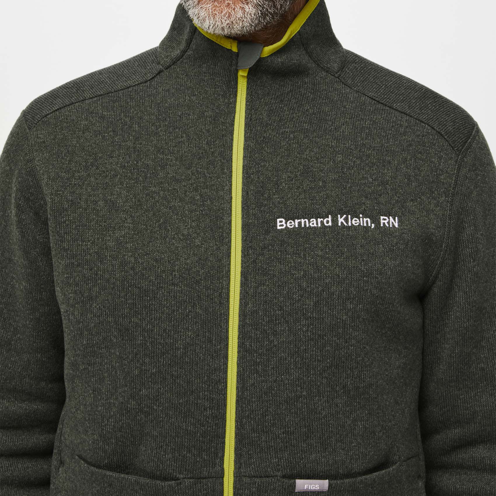 https://cdn.shopify.com/s/files/1/0139/8942/files/Q1_2023_02_MOSS_SWEATER-KNIT_M_MOOSE_38009.jpg?v=1682626003