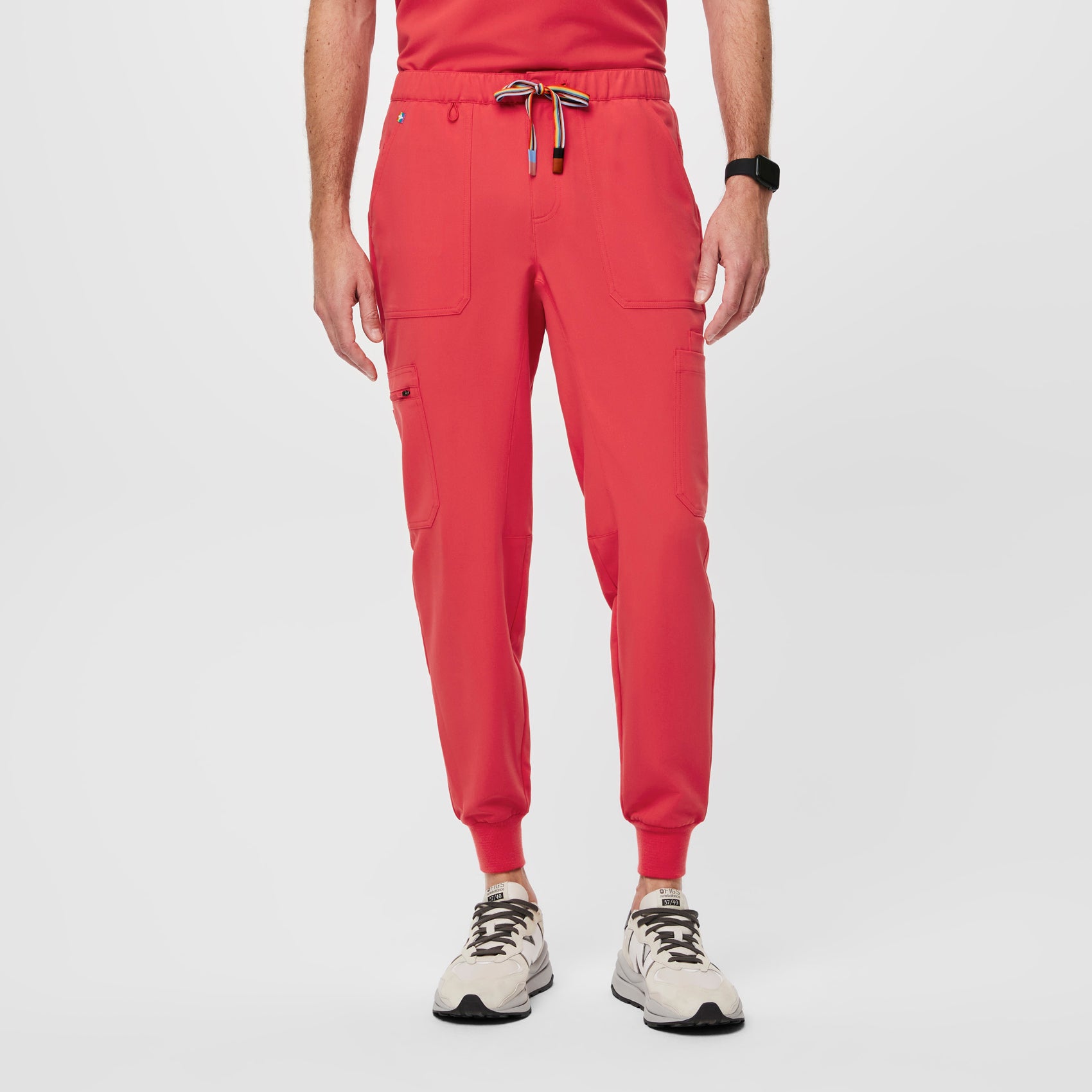https://cdn.shopify.com/s/files/1/0139/8942/files/Q1_2023_03_HIBISCUS_TAIRO_U_MATHIEU_59177_7d1fad70-d3ff-4bd1-b4d3-d867e778b98b.jpg?v=1684869582