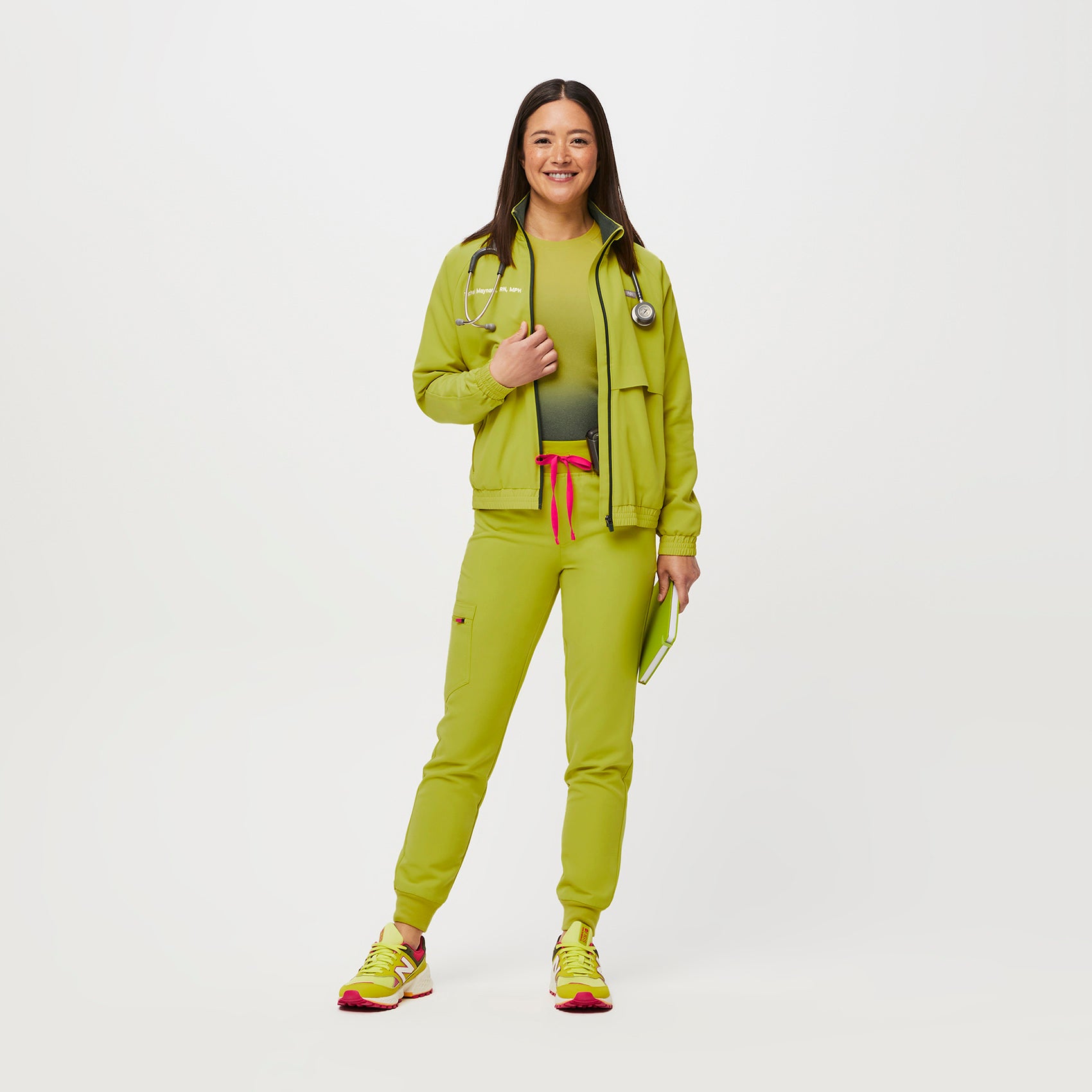 https://cdn.shopify.com/s/files/1/0139/8942/files/Q1_2023_03_LIMEADE_SYDNEY-CONTRAST_W_EMI_56994.jpg?v=1682458087