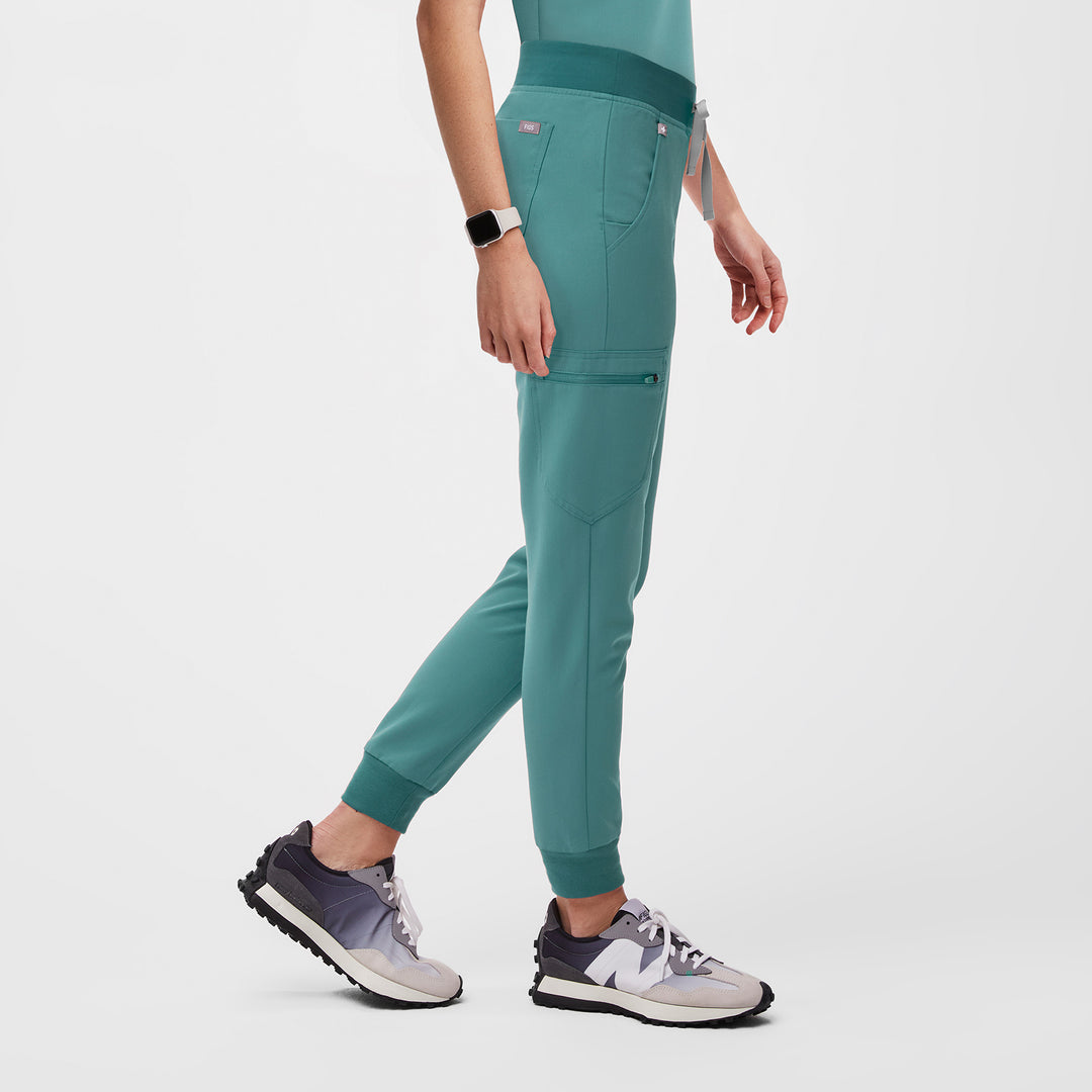 Women's Zamora Jogger Scrub Pants™ Hydrogreen · FIGS