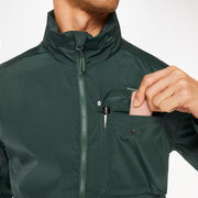 https://cdn.shopify.com/s/files/1/0139/8942/files/Q1_2023_12_RACINGGREEN_EXTREMESJACKET_M_SCOTT_0751.jpg?v=1706725256