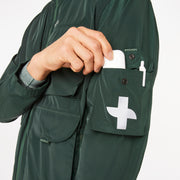 https://cdn.shopify.com/s/files/1/0139/8942/files/Q1_2023_12_RACINGGREEN_EXTREMESJACKET_M_SCOTT_0758.jpg?v=1706725256