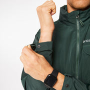https://cdn.shopify.com/s/files/1/0139/8942/files/Q1_2023_12_RACINGGREEN_EXTREMESJACKET_M_SCOTT_0773.jpg?v=1706725256