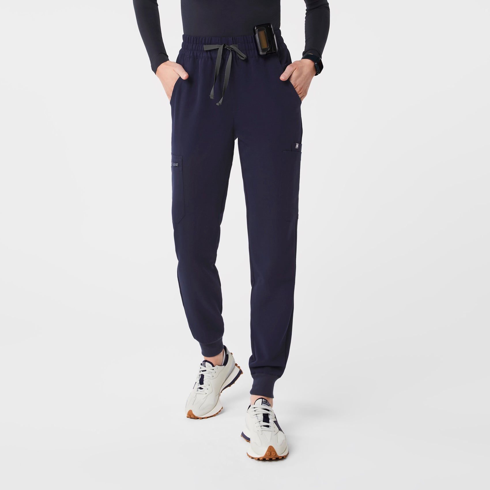 Figs High Waisted Zamora Jogger Scrub Pants - Desert Rose - S - Petite and  12 other listings are in stock at Figs : r/FigsRestockAlerts