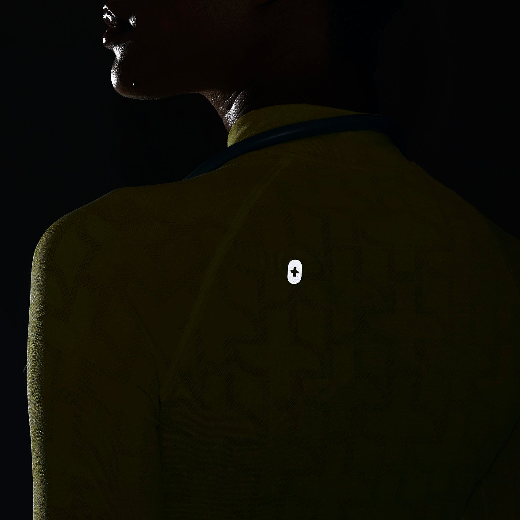 Women’s Salta Logo Mock Neck Seamless Underscrub Citrine · FIGS