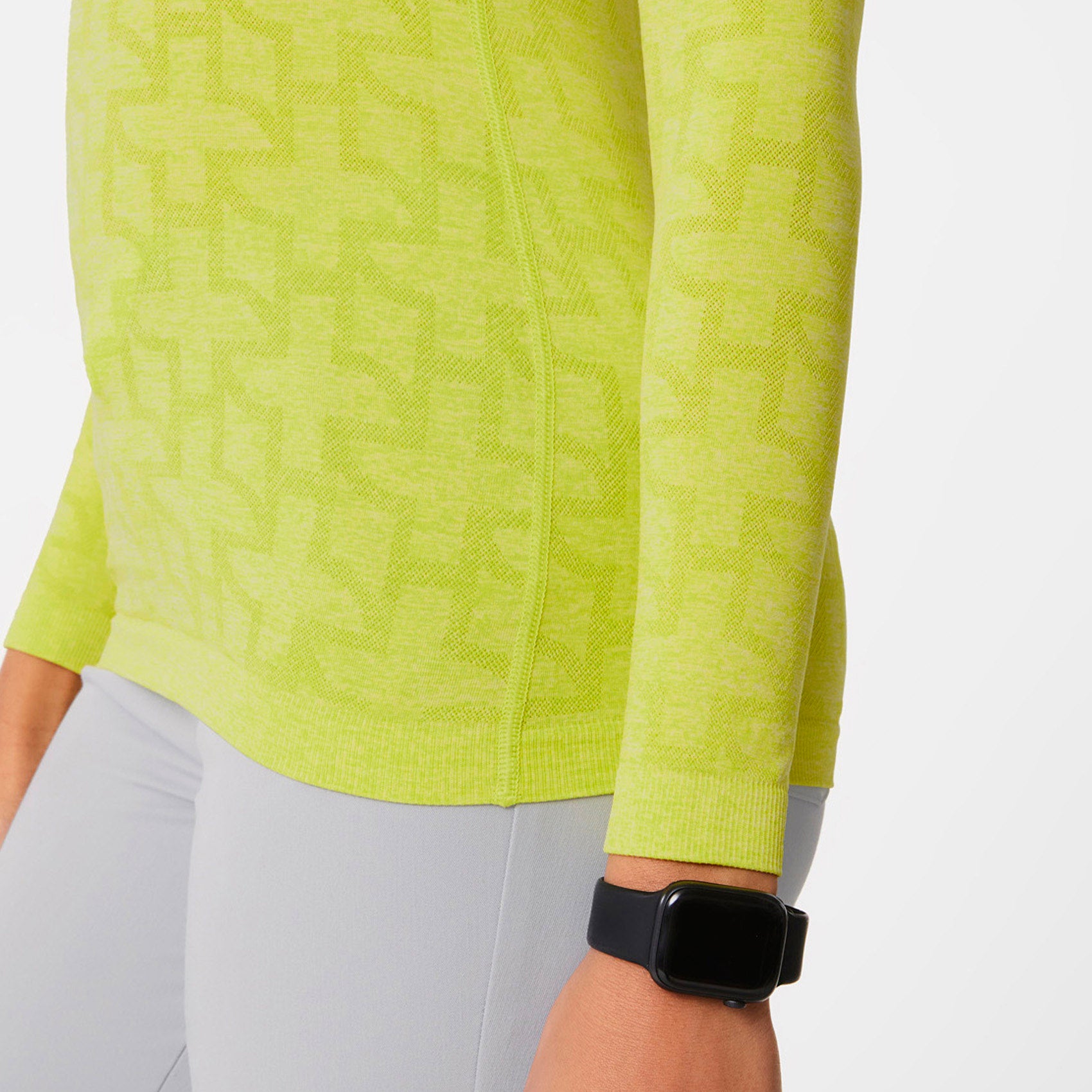 Women’s Salta Logo Mock Neck Seamless Underscrub Citrine · FIGS