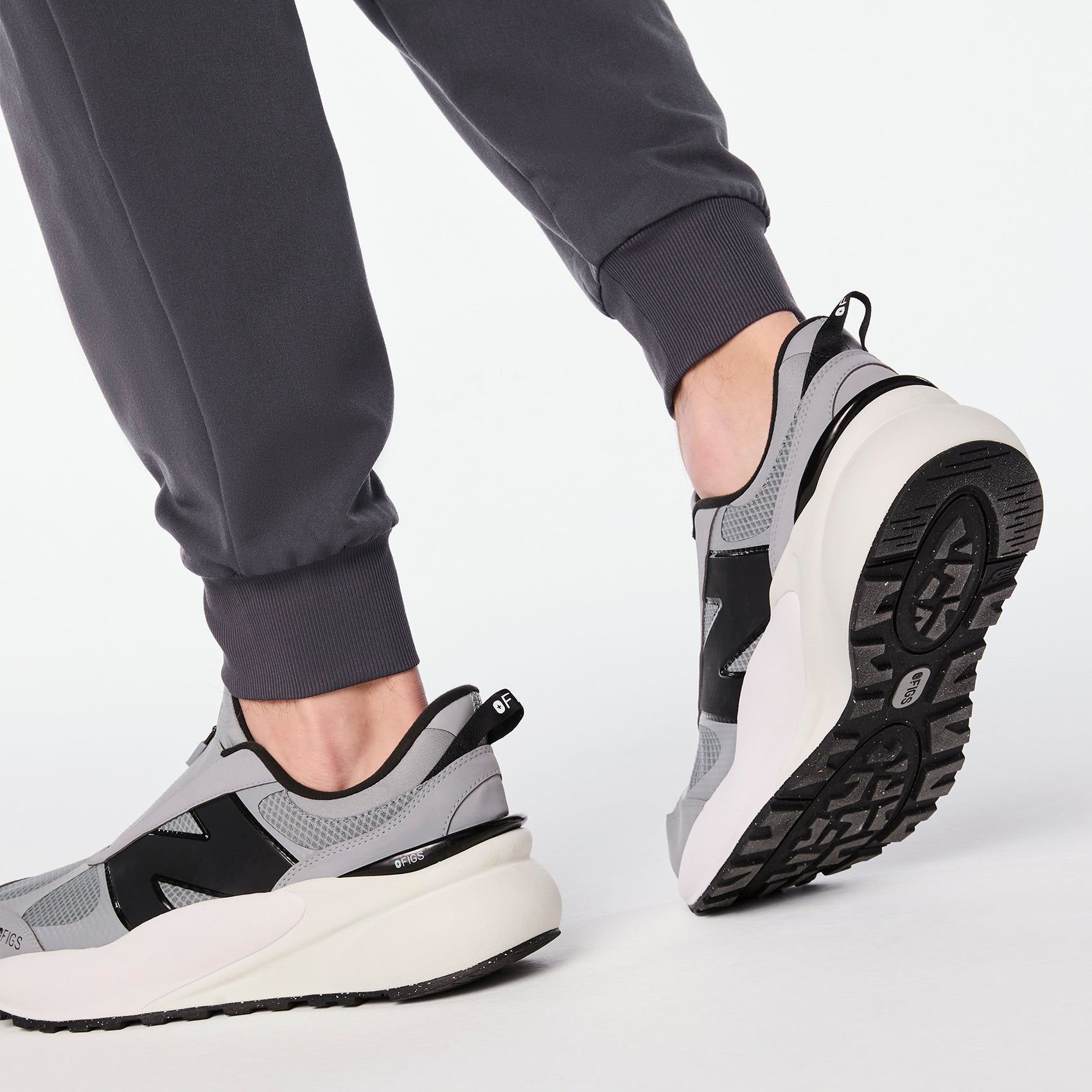 【上品】 FIGS Unisex New Graphite - Zip 3447 Balance ETC車載器