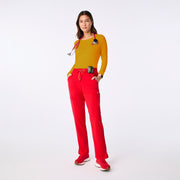 https://cdn.shopify.com/s/files/1/0139/8942/files/Q1_2025_01_GOLDEN_LNYGRAPHICSUPERSFOT_CHARO_264_new.jpg?v=1737519460