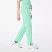 https://cdn.shopify.com/s/files/1/0139/8942/files/Q1_2025_01_MARINER_KADE_MELANIE_1002_43f87799-2027-4bd3-a8d2-3a4cd4f04c87.jpg?v=1741232320