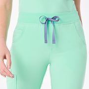 https://cdn.shopify.com/s/files/1/0139/8942/files/Q1_2025_01_MARINER_KADE_MELANIE_996_1eccaf45-7d90-40d7-81e7-0b2d5bf1fc2a.jpg?v=1740697005