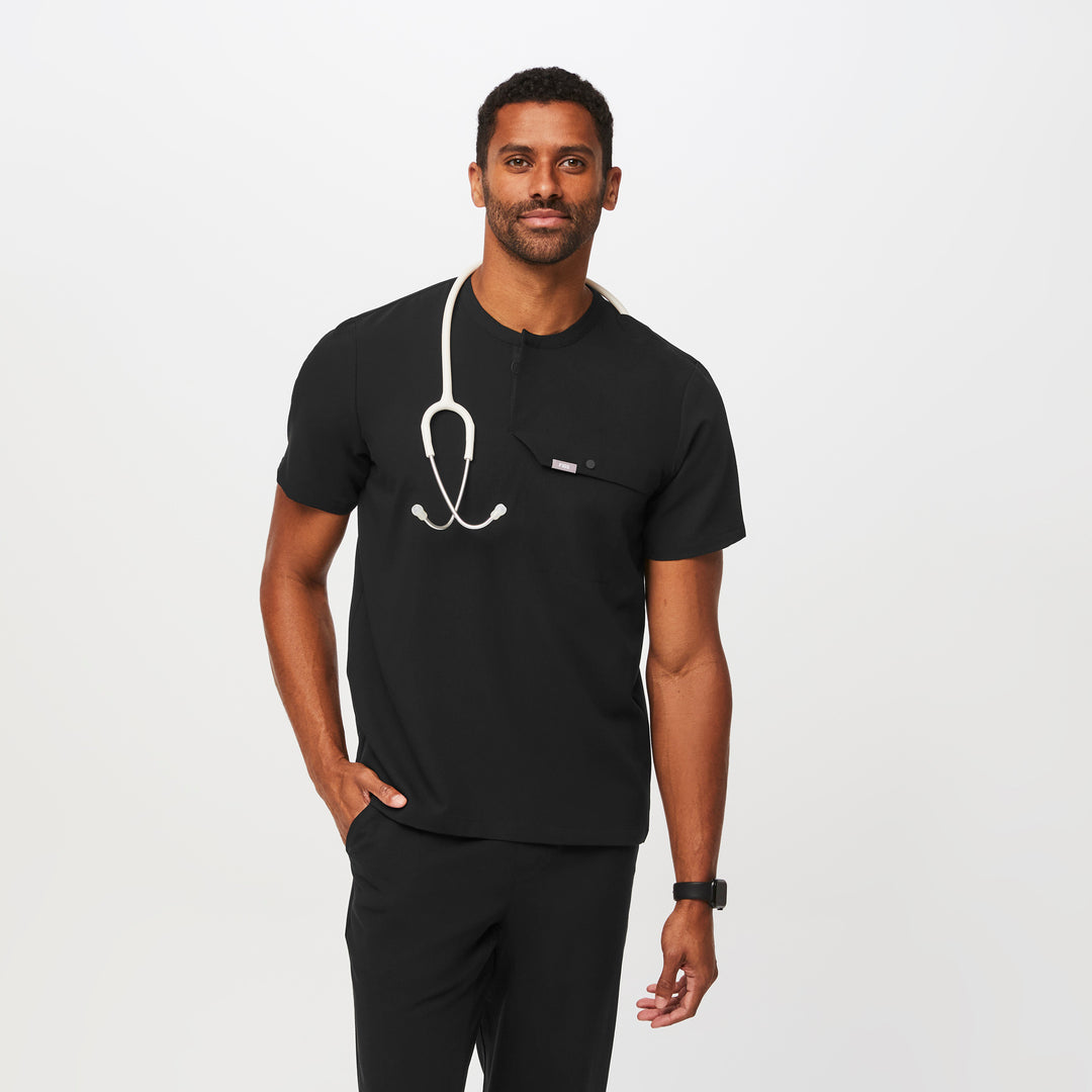 Men’s Corfield Henley Scrub Top · FIGS