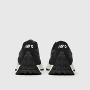 FIGS | New Balance 327