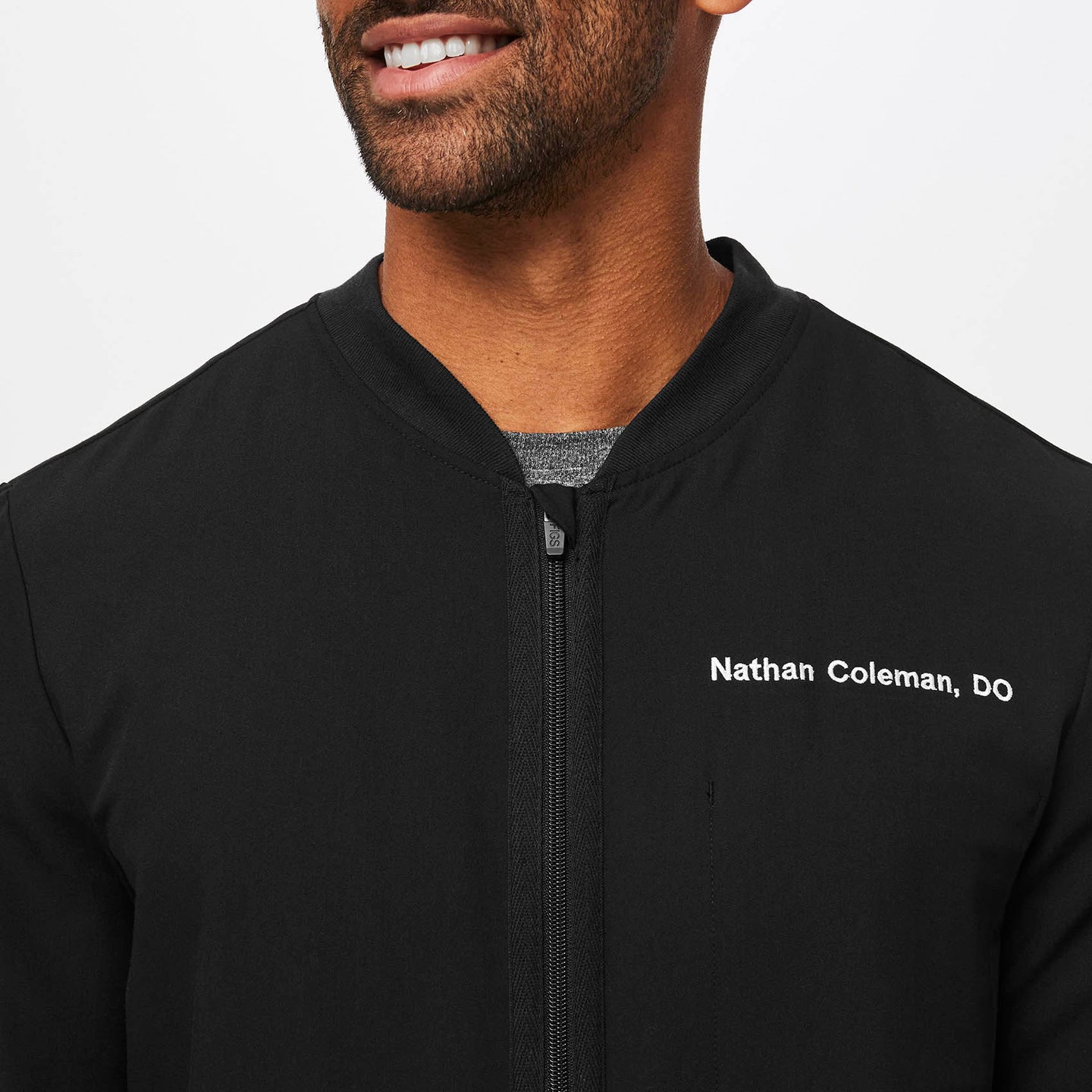 Men's Zapote Scrub Jacket Black · FIGS