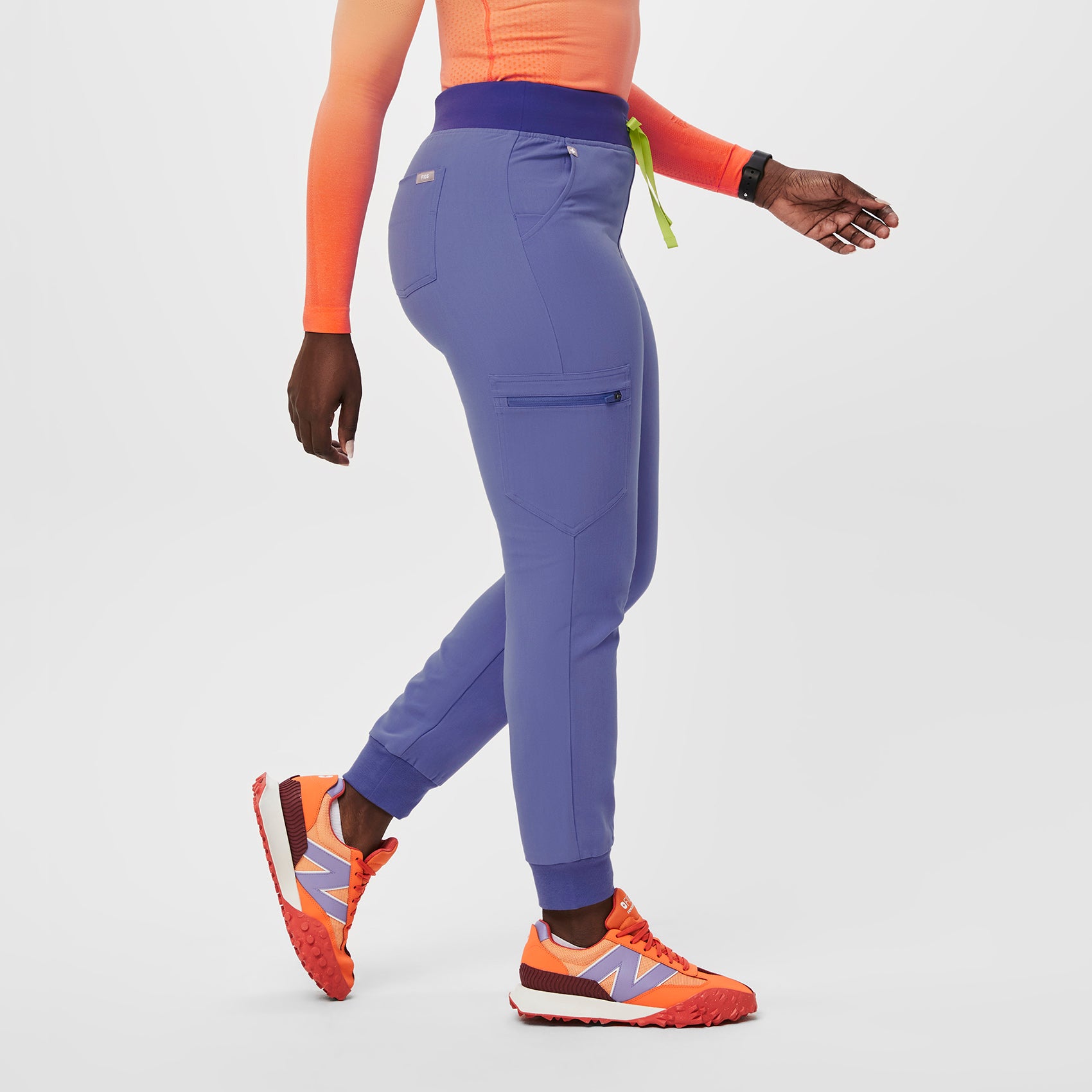 https://cdn.shopify.com/s/files/1/0139/8942/files/Q2_2023_04_BLUEBERRY_ZAMORA_W_SAJE_11383_0e591aaa-688a-4573-b3b6-0dc526a95797.jpg?v=1688768026