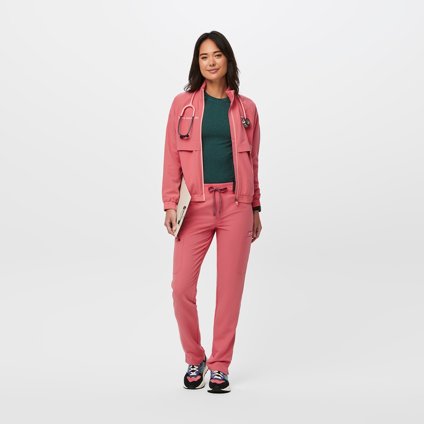 https://cdn.shopify.com/s/files/1/0139/8942/files/Q2_2023_04_DESERT-ROSE_SYDNEY_W_LOGAN_07616.jpg?v=1685737746