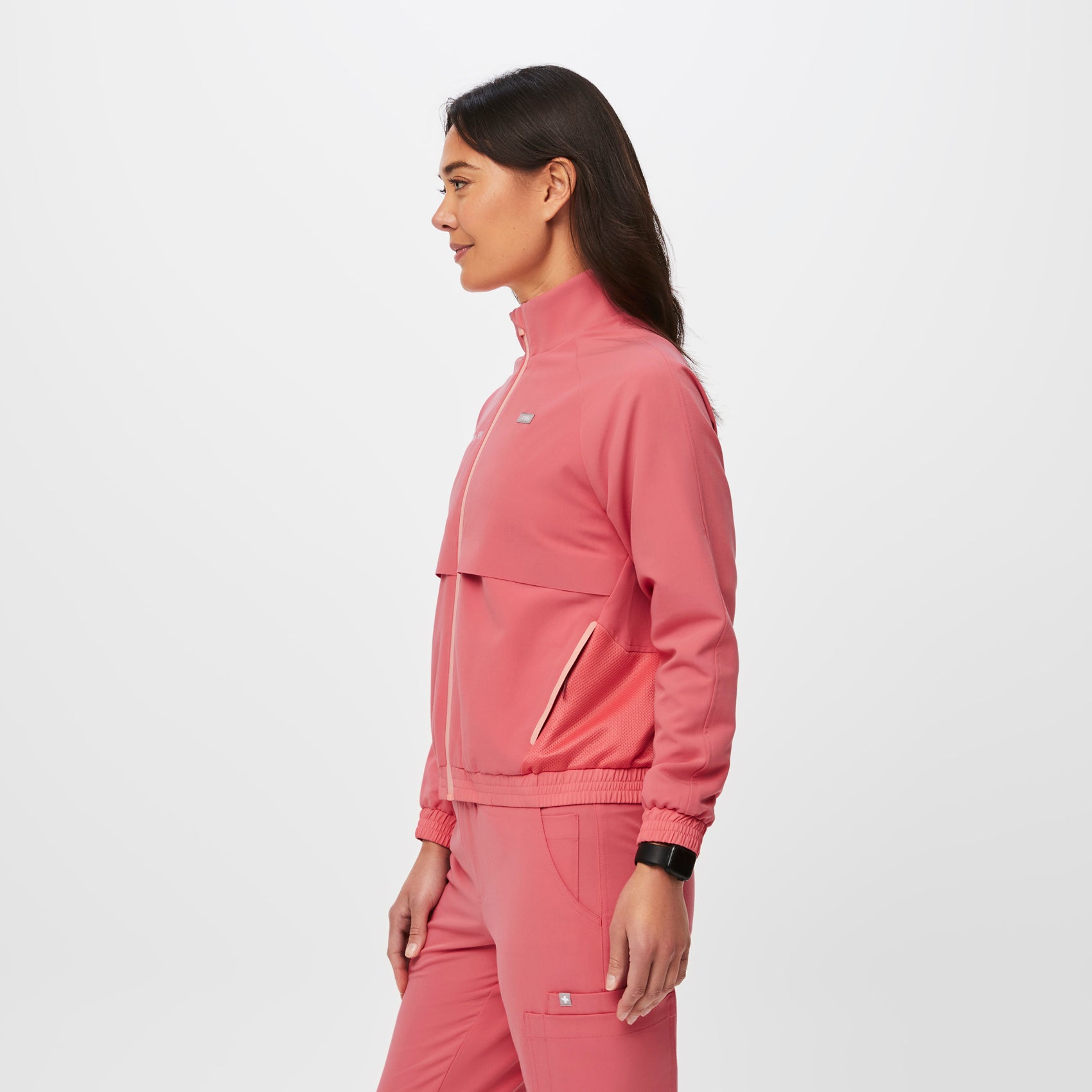 https://cdn.shopify.com/s/files/1/0139/8942/files/Q2_2023_04_DESERT-ROSE_SYDNEY_W_LOGAN_07649.jpg?v=1685737746